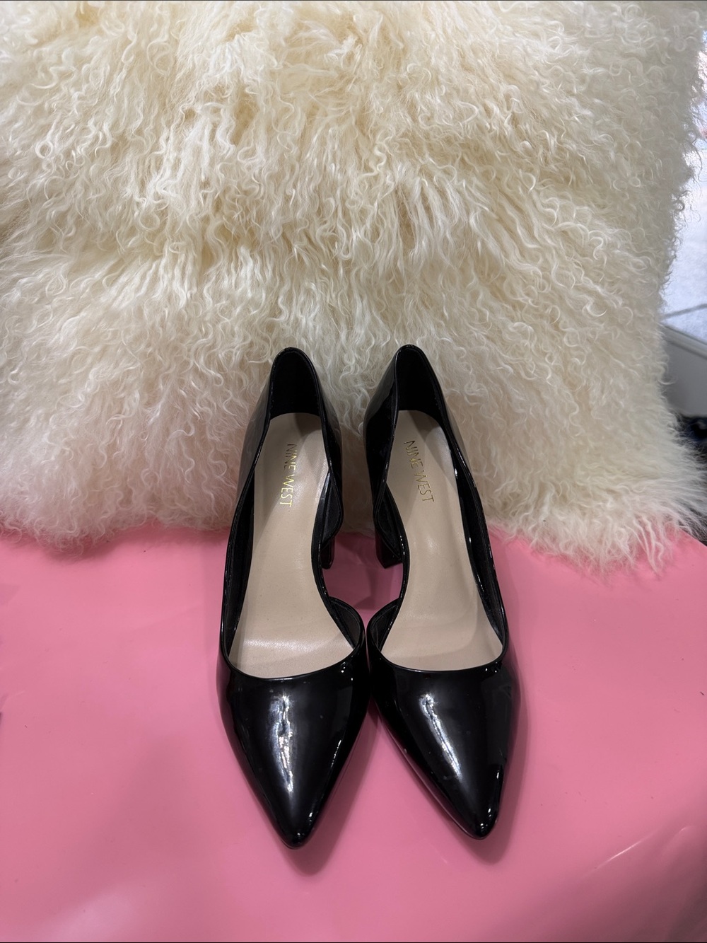Nine West Black Patent Pointed Pumps